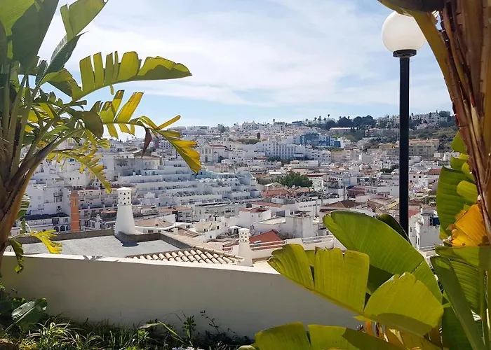 아파트 Albufeira, With Terrace, Views, 5 Min To 알부페이라