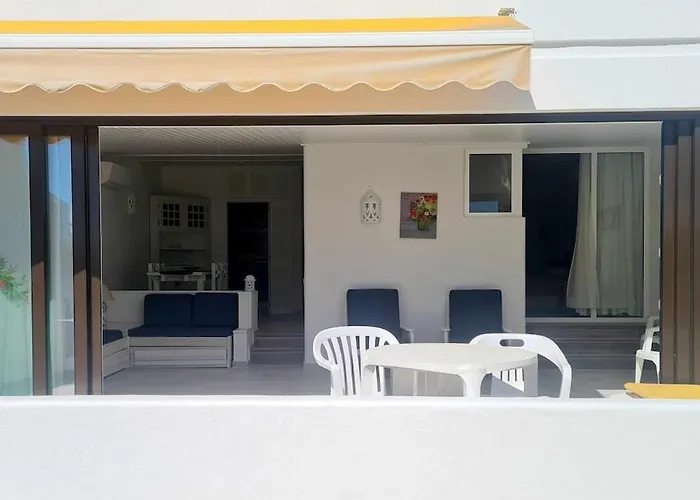 아파트 Albufeira, With Terrace, Views, 5 Min To