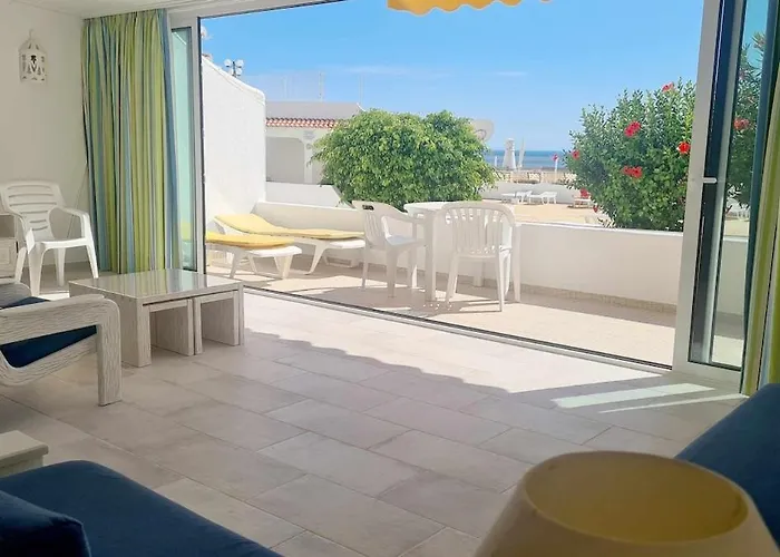 아파트 Albufeira, With Terrace, Views, 5 Min To 알부페이라
