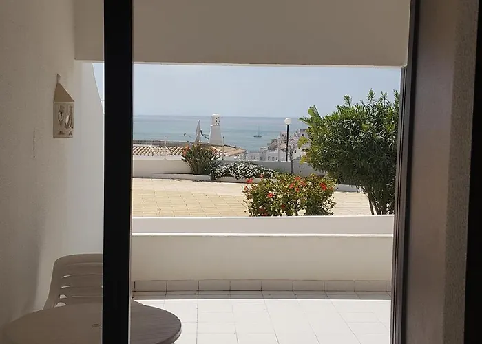Albufeira, With Terrace, Views, 5 Min To Apartment