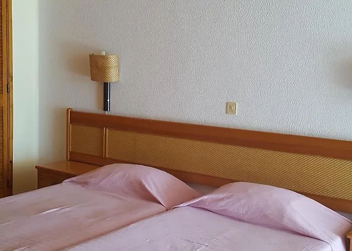 Albufeira, With Terrace, Views, 5 Min To * Albufeira