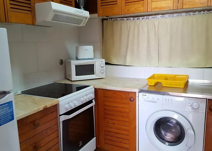 Albufeira, With Terrace, Views, 5 Min To Apartment Albufeira