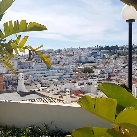 Daire Albufeira, With Terrace, Views, 5 Min To Albufeira
